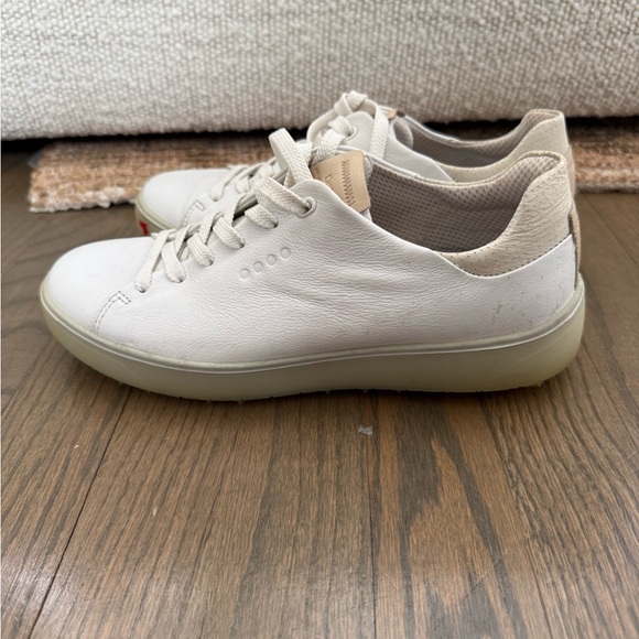 Ecco Women's Cream and White Sneakers - Picture 4 of 6